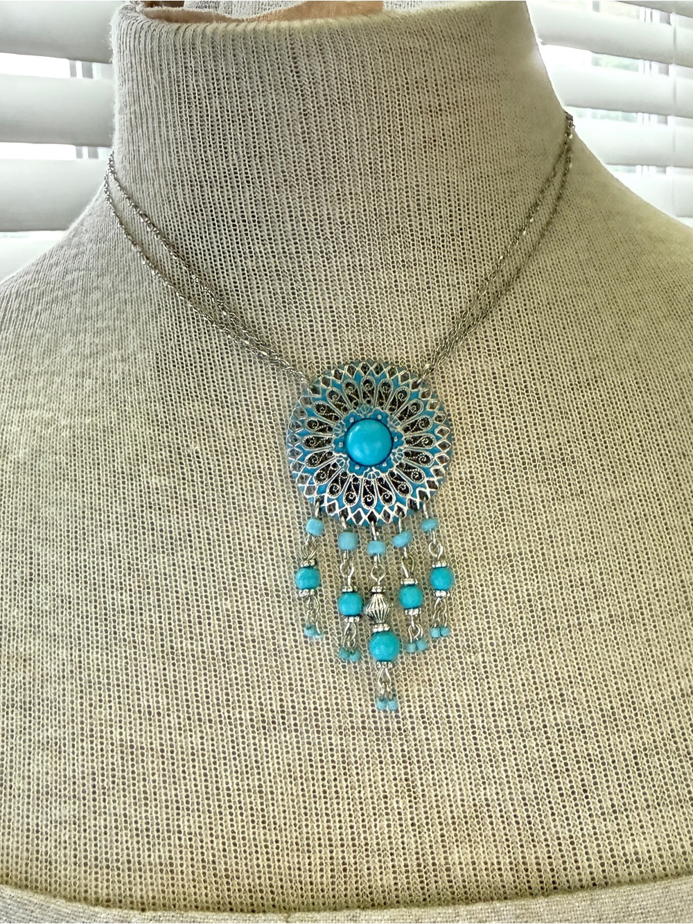 VTG Avon Nina Ricci Silvertone Turquoise Blue Filigree Mandala Fringe Necklace